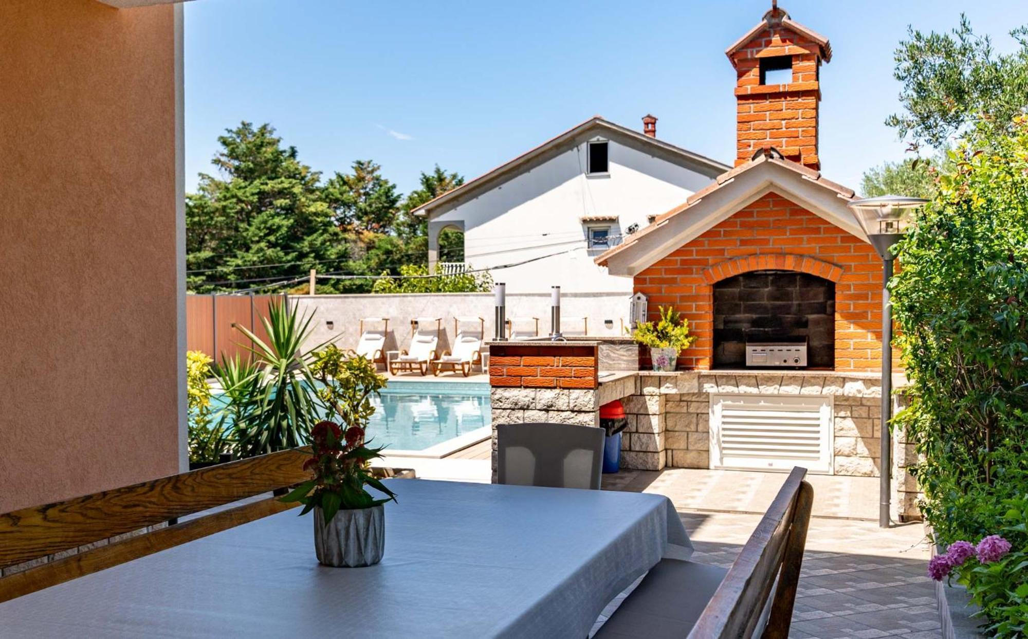 Foric Apartments With Outdoor Heated Pool Rab Town Exterior photo
